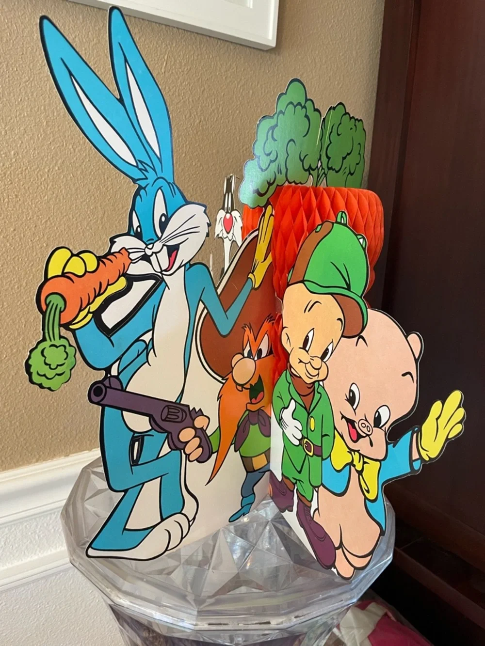 1977 Looney Tunes Carrot Honeycomb Table Centerpiece Bugs Yosemite Porky Sylvest